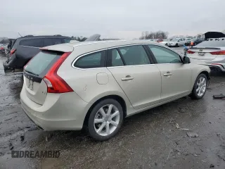 2017 Volvo V60 Premier with VIN YV140MEK4H1373383, listed as a Copart auction lot 44447914 with 47,273 mi miles. Bid and sale history available at carsss.com. Image 3.