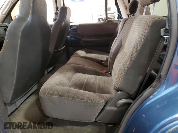 2003 Dodge Durango SLT with VIN 1D4HS48Z63F627541, listed as a Copart auction lot 42288755 with 265,987 mi miles and Salvage Title. Bid and sale history available at DreamBid. Image 12.