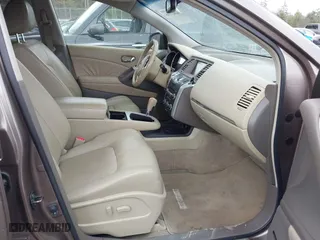 2010 Nissan Murano SL with VIN JN8AZ1MW1AW137143, listed as a IAAI auction lot 42027146 with 110,895 mi miles. Bid and sale history available at carsss.com. Image 5.