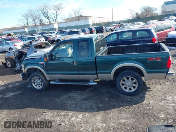 2008 Ford Super Duty F-250 SRW XL with VIN 1FTSX21528EA95945, listed as a IAAI auction lot 41460487 with 200,779 mi miles. Bid and sale history available at carsss.com. Image 14.