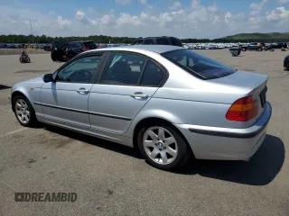 2003 BMW 3 Series 325i with VIN WBAAZ334X3PH33503, listed as a Copart auction lot 65090995 with 198,603 mi miles and Clean title. Bid and sale history available at DreamBid. Image 2.