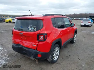 2016 Jeep Renegade Latitude with VIN ZACCJBBT8GPE37813, listed as a IAAI auction lot 41983514 with 83,224 mi miles. Bid and sale history available at carsss.com. Image 4.