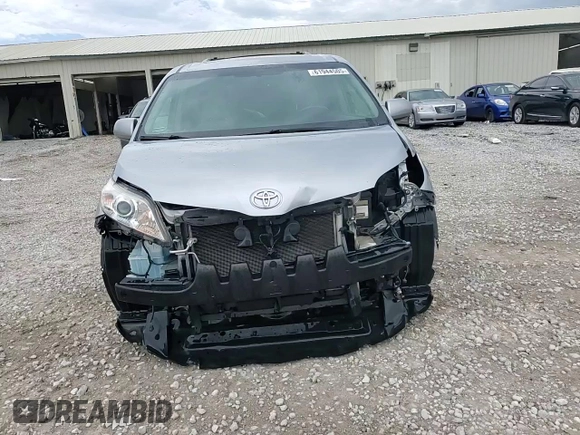 2016 Toyota Sienna XLE with VIN 5TDYK3DCXGS738530, listed as a Copart auction lot 61944505 with 254,176 mi miles and Salvage title. Bid and sale history available at DreamBid. Image 15.