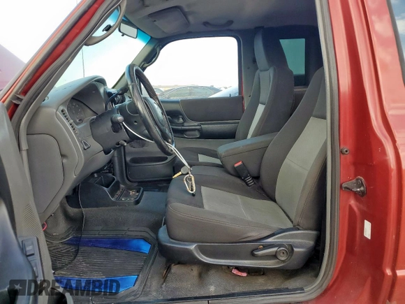 2004 Ford Ranger XL Fleet with VIN 1FTZR15E64PB54569, listed as a Copart auction lot 59601425 with 263,413 mi miles and Salvage title. Bid and sale history available at DreamBid. Image 7.