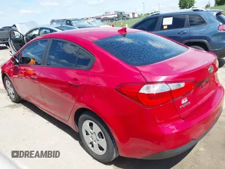2016 Kia Forte LX z VIN KNAFK4A61G5612426, wystawiony jako IAAI lot #42269883 z przebiegiem 75 392 mil mil oraz . Historia ofert i sprzedaży dostępna na DreamBid. Obrazek 14.