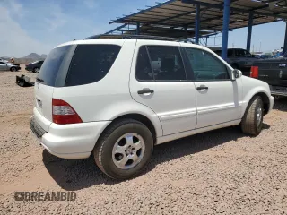 2003 Mercedes-Benz M 350 z VIN 4JGAB57E43A412977, wystawiony jako Copart lot #58846415 z przebiegiem 231 413 mil mil oraz Szkoda całkowita • Salvage title. Historia ofert i sprzedaży dostępna na DreamBid. Obrazek 3.