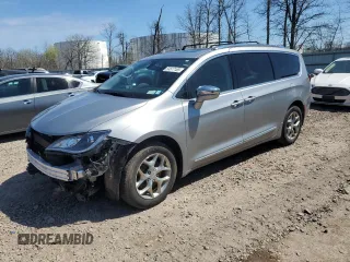 2018 Chrysler Pacifica Limited with VIN 2C4RC1GG6JR314444, listed as a Copart auction lot 54577185 with 102,022 mi miles and Salvage title. Bid and sale history available at DreamBid. Image 1.