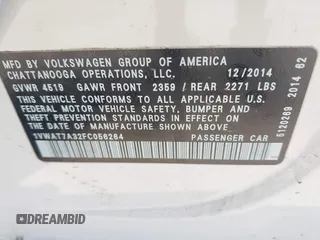 2015 Volkswagen Passat Limited Edition Edition z VIN 1VWAT7A32FC056264, wystawiony jako IAAI lot #42320310 z przebiegiem 155 212 mil mil oraz . Historia ofert i sprzedaży dostępna na DreamBid. Obrazek 9.