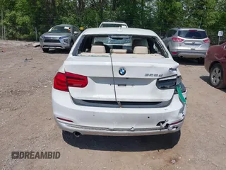 2016 BMW 3 Series 328d z VIN WBA8E5C53GK388412, wystawiony jako IAAI lot #42214089 z przebiegiem 91 678 mil mil oraz . Historia ofert i sprzedaży dostępna na DreamBid. Obrazek 16.