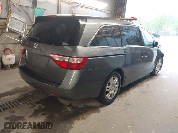 2011 Honda Odyssey LX с VIN 5FNRL5H2XBB075570, выставлен на аукционе IAAI как лот 42168055 с пробегом 169 016 миль миль и . История ставок и продаж доступна на DreamBid. Изображение 4.