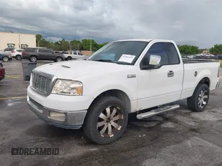 2004 Ford F-150 XL с VIN 1FTRF12W24NB79082, выставлен на аукционе IAAI как лот 42381610 с пробегом Не указан миль и . История ставок и продаж доступна на DreamBid. Изображение 2.