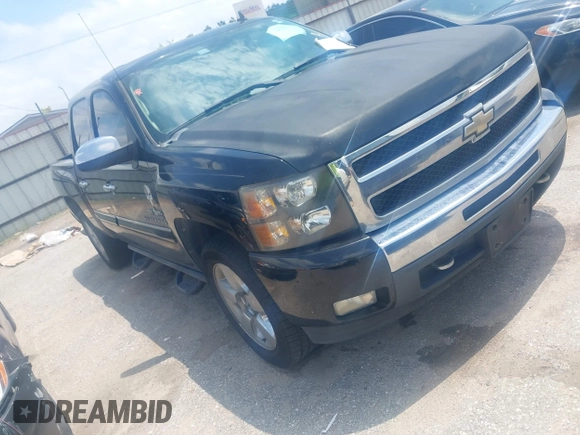 2011 Chevrolet Silverado 1500 LT with VIN 3GCPCSE06BG391860, listed as a IAAI auction lot 42077801 with 214,709 mi miles and . Bid and sale history available at DreamBid. Image 1.