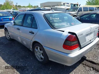 2000 Mercedes-Benz C 230 Kompressor with VIN WDBHA24G8YA842768, listed as a IAAI auction lot 42217994 with Not provided miles and . Bid and sale history available at DreamBid. Image 3.