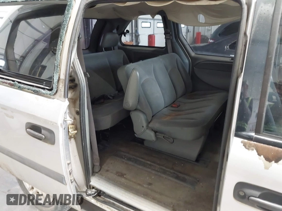 2005 Dodge Caravan SE with VIN 1D4GP25B05B116782, listed as a IAAI auction lot 42477266 with 108,761 mi miles and . Bid and sale history available at DreamBid. Image 8.