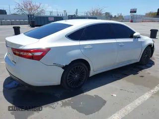 2017 Toyota Avalon XLE z VIN 4T1BK1EB2HU250987, wystawiony jako IAAI lot #42080162 z przebiegiem 71 118 mil mil oraz . Historia ofert i sprzedaży dostępna na DreamBid. Obrazek 4.
