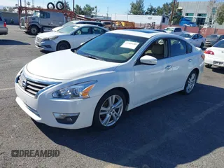 2013 Nissan Altima SV with VIN 1N4BL3AP7DN431432, listed as a IAAI auction lot 41389189 with 227,047 mi miles and . Bid and sale history available at DreamBid. Image 2.