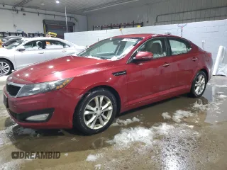 2013 Kia Optima EX z VIN 5XXGN4A70DG226773, wystawiony jako Copart lot #83885634 z przebiegiem 138 772 mil mil oraz Czysty tytuł • Clean title. Historia ofert i sprzedaży dostępna na DreamBid. Obrazek 1.
