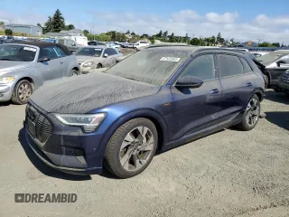 2022 Audi e-tron Premium with VIN WA1AAAGE0NB026001, listed as a Copart auction lot 57532563 with 0 mi miles. Bid and sale history available at carsss.com. Image 1.