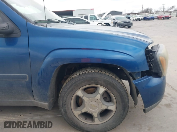 2006 Chevrolet TrailBlazer LS with VIN 1GNET16S166150014, listed as a IAAI auction lot 41699661 with 210,622 mi miles and . Bid and sale history available at DreamBid. Image 21.
