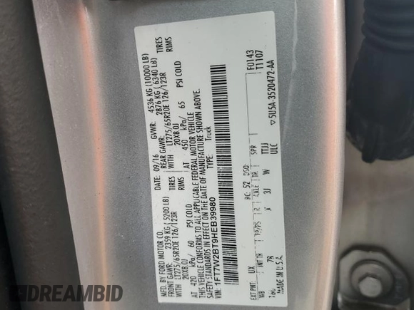 2017 Ford F-250 Lariat z VIN 1FT7W2BT9HEB39980, wystawiony jako Copart lot #81118924 z przebiegiem 135 471 mil mil oraz Szkoda całkowita • Salvage title. Historia ofert i sprzedaży dostępna na DreamBid. Obrazek 12.