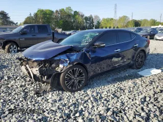 2017 Nissan Maxima SR with VIN 1N4AA6AP3HC364350, listed as a Copart auction lot 53439725 with 103,464 mi miles and Salvage title. Bid and sale history available at DreamBid. Image 1.