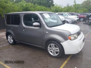2010 Nissan Cube S z VIN JN8AZ2KR3AT163277, wystawiony jako IAAI lot #42188396 z przebiegiem 249 833 mil mil oraz . Historia ofert i sprzedaży dostępna na DreamBid. Obrazek 1.