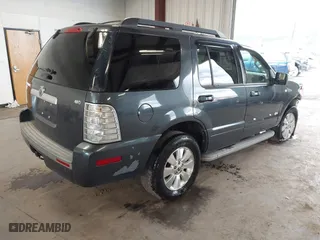 2010 Mercury Mountaineer with VIN 4M2EN4HE4AUJ02016, listed as a IAAI auction lot 30737298 with 207,600 mi miles. Bid and sale history available at carsss.com. Image 4.