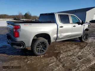 2024 Chevrolet Silverado 1500 LT Trail Boss with VIN 3GCUDFED7RG330425, listed as a Copart auction lot 89282545 with 4,394 mi miles and Salvage Title. Bid and sale history available at carsss.com. Image 3.