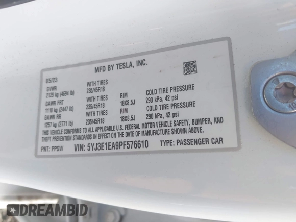 2023 Tesla Model 3 z VIN 5YJ3E1EA9PF576610, wystawiony jako IAAI lot #42206777 z przebiegiem 21 658 mil mil oraz . Historia ofert i sprzedaży dostępna na DreamBid. Obrazek 9.