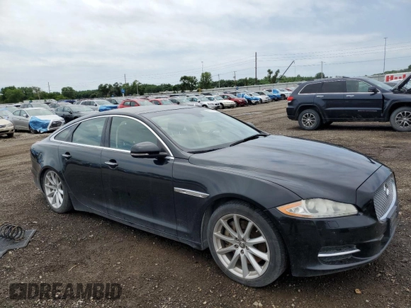 2013 Jaguar XJ с VIN SAJWJ1CD8D8V52463, выставлен на аукционе Copart как лот 61772115 с пробегом 123 899 миль миль и Чистый • Clean title. История ставок и продаж доступна на DreamBid. Изображение 4.