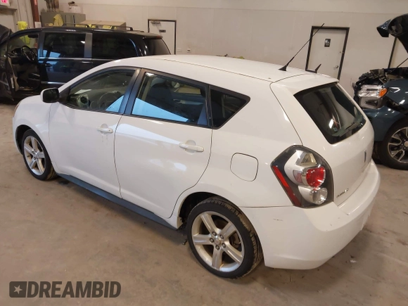 2009 Pontiac Vibe 1SB z VIN 5Y2SP67039Z434371, wystawiony jako IAAI lot #42155194 z przebiegiem 155 756 mil mil oraz . Historia ofert i sprzedaży dostępna na DreamBid. Obrazek 3.