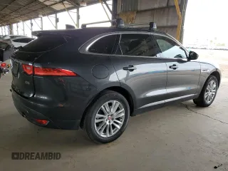2019 Jaguar F-Pace 25t Prestige z VIN SADCK2FX6KA352301, wystawiony jako Copart lot #59012125 z przebiegiem 98 632 mil mil oraz Szkoda całkowita • Salvage title. Historia ofert i sprzedaży dostępna na DreamBid. Obrazek 3.