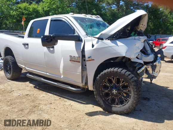 2018 Ram 2500 Tradesman with VIN 3C6UR5CL9JG209350, listed as a IAAI auction lot 42074060 with Not provided miles and . Bid and sale history available at DreamBid. Image 1.