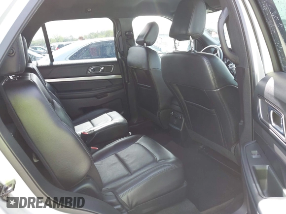 2018 Ford Explorer XLT with VIN 1FM5K7D86JGC27318, listed as a IAAI auction lot 41923567 with 120,333 mi miles and . Bid and sale history available at DreamBid. Image 8.