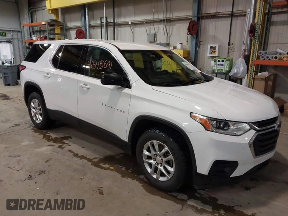 2019 Chevrolet Traverse LS with VIN 1GNEVFKW0KJ160976, listed as a IAAI auction lot 41545691 with 103,905 mi miles. Bid and sale history available at carsss.com. Image 1.