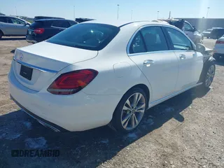 2020 Mercedes-Benz C 300 with VIN 55SWF8DB5LU327808, listed as a IAAI auction lot 41527943 with 31,642 mi miles and . Bid and sale history available at carsss.com. Image 4.