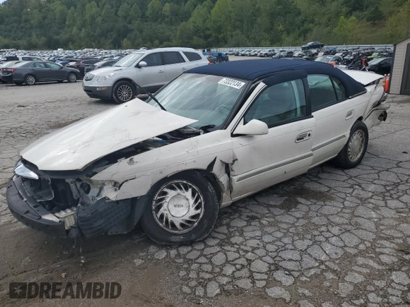 1998 Lincoln Continental with VIN 1LNFM97V8WY676657, listed as a Copart auction lot 73322134 with 0 mi miles and Salvage Title. Bid and sale history available at carsss.com. Image 1.