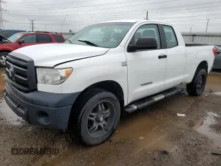 2010 Toyota Tundra with VIN 5TFUM5F15AX002256, listed as a Copart auction lot 59613695 with 111,593 mi miles and Salvage title. Bid and sale history available at DreamBid. Image 1.