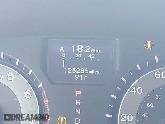 2014 Honda Odyssey Touring with VIN 5FNRL5H90EB080889, listed as a IAAI auction lot 42085305 with 123,286 mi miles and . Bid and sale history available at carsss.com. Image 15.