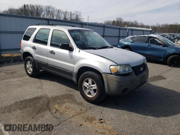 2006 Ford Escape XLS with VIN 1FMYU02Z06KD25081, listed as a Copart auction lot 49777365 with 199,548 mi miles and Salvage Title. Bid and sale history available at carsss.com. Image 4.