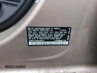 2015 Volkswagen Passat SE z VIN 1VWBV7A38FC066778, wystawiony jako Copart lot #50843015 z przebiegiem 100 790 mil mil oraz Szkoda całkowita • Salvage title. Historia ofert i sprzedaży dostępna na DreamBid. Obrazek 12.