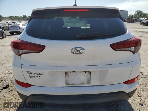 2017 Hyundai Tucson SE z VIN KM8J23A44HU511583, wystawiony jako Copart lot #57152345 z przebiegiem 85 679 mil mil oraz Szkoda całkowita • Salvage title. Historia ofert i sprzedaży dostępna na DreamBid. Obrazek 6.