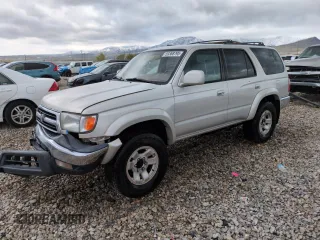 2000 Toyota 4Runner SR5 z VIN JT3HN86R3Y0264404, wystawiony jako Copart lot #53368795 z przebiegiem 330 482 mil mil oraz Szkoda całkowita • Salvage title. Historia ofert i sprzedaży dostępna na DreamBid. Obrazek 1.