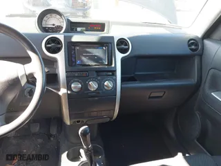 2006 Scion xB with VIN JTLKT334164040819, listed as a IAAI auction lot 41596038 with 187,508 mi miles. Bid and sale history available at carsss.com. Image 17.