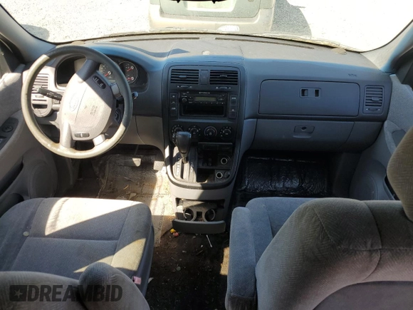 2002 Kia Sedona LX with VIN KNDUP131126201882, listed as a Copart auction lot 69361814 with 0 mi miles and Clean Title. Bid and sale history available at carsss.com. Image 8.