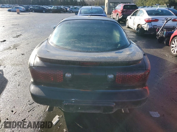 1998 Pontiac Firebird Firebird z VIN 2G2FS22K2W2214739, wystawiony jako Copart lot #43852925 z przebiegiem Nie podano mil oraz Czysty tytuł • Clean title. Historia ofert i sprzedaży dostępna na DreamBid. Obrazek 6.