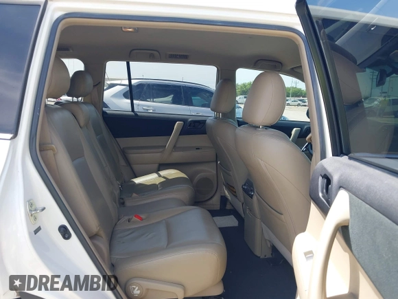 2013 Toyota Highlander with VIN 5TDZA3EH4DS041481, listed as a IAAI auction lot 42056940 with 113,427 mi miles and . Bid and sale history available at DreamBid. Image 8.