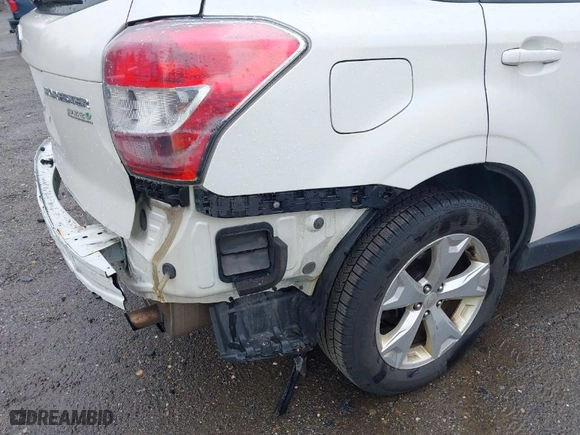 2014 Subaru Forester 2.5i Premium with VIN JF2SJAECXEH463630, listed as a IAAI auction lot 41926222 with 167,871 mi miles. Bid and sale history available at carsss.com. Image 22.