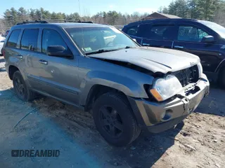 2007 Jeep Grand Cherokee Laredo with VIN 1J8GR48K37C652484, listed as a IAAI auction lot 41909226 with 134,099 mi miles. Bid and sale history available at carsss.com. Image 1.