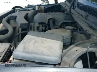 2003 Chevrolet Suburban LS с VIN 3GNEC16TX3G243519, выставлен на аукционе IAAI как лот 42451637 с пробегом 133 806 миль миль и . История ставок и продаж доступна на DreamBid. Изображение 19.